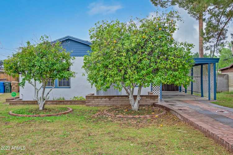 1207 E Minnezona Avenue Phoenix, AZ 85014