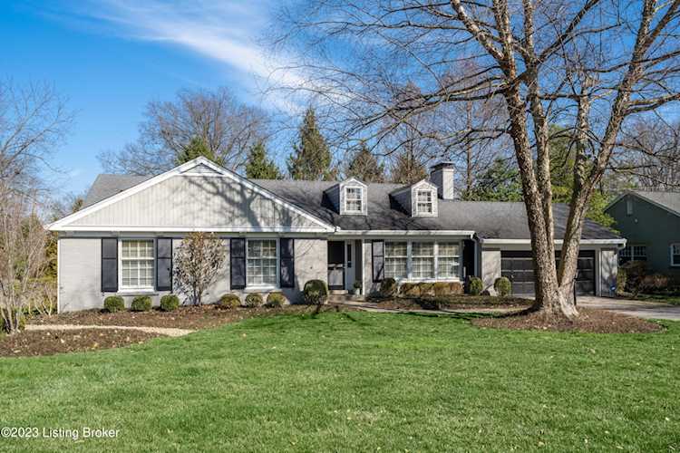 511 Club Ln Louisville, KY 40207