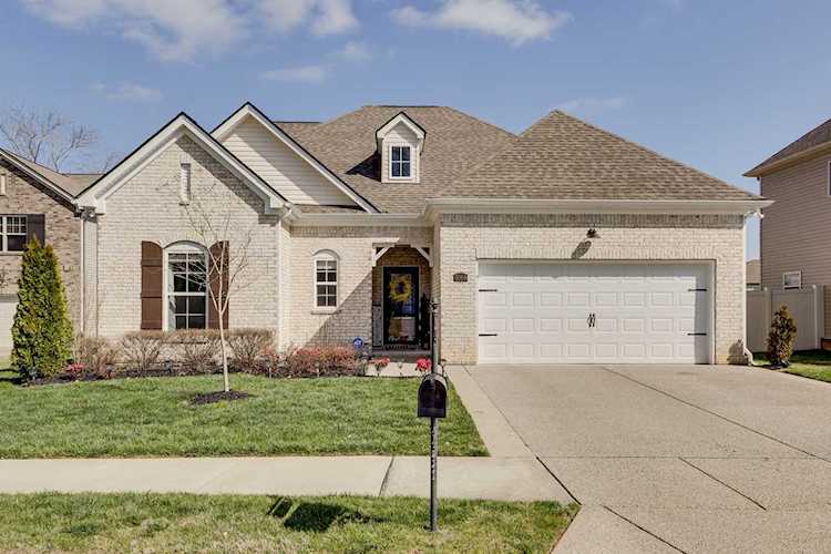 1064 Daniel Ln Spring Hill, TN 37174
