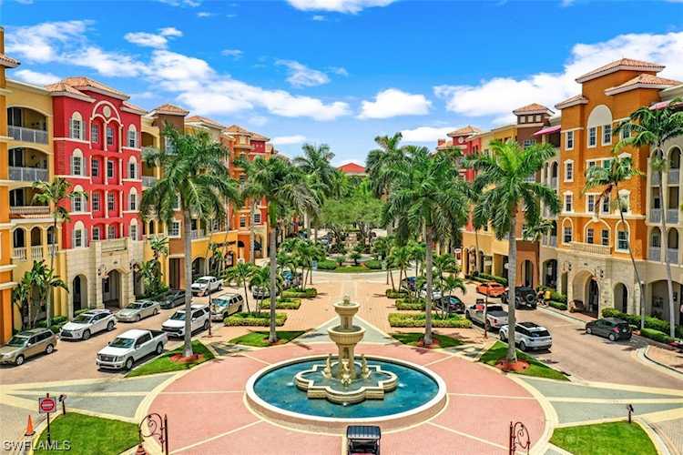 450 Bayfront Pl #4206 Naples, FL 34102