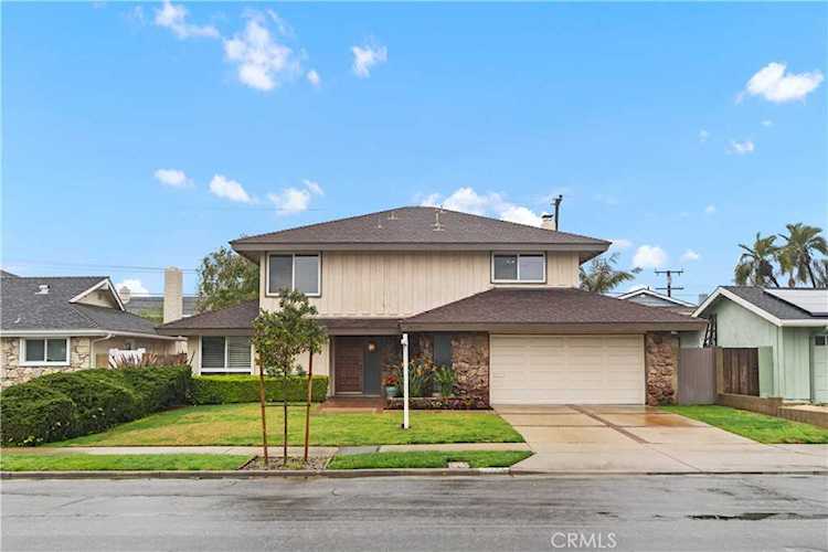 16291 Mercier Ln Huntington Beach, CA 92647