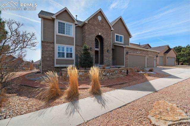 2415 Vanreen Drive Colorado Springs, CO 80919