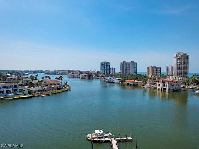 250 Park Shore Dr #801 Naples, FL 34103