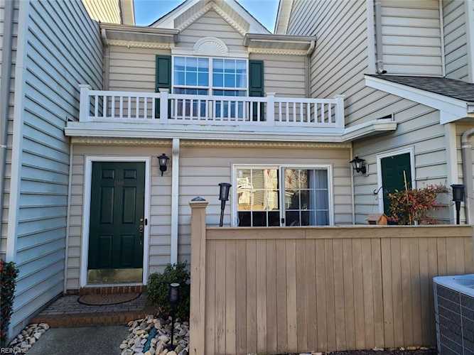 1109 Buoy Ct Suffolk, VA 23435