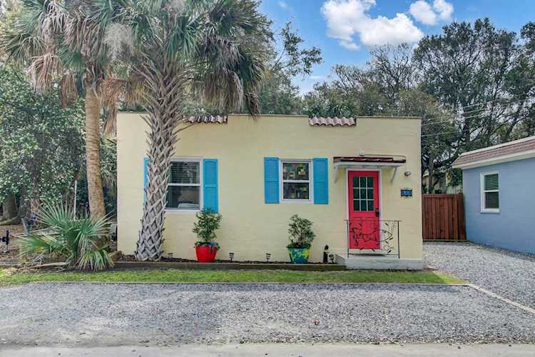 111 W Erie Ave Folly Beach, SC 29439