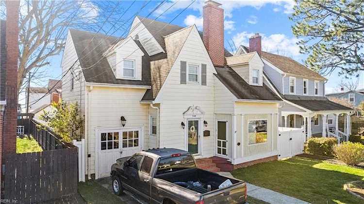 728 Blair Ave Hampton, VA 23661