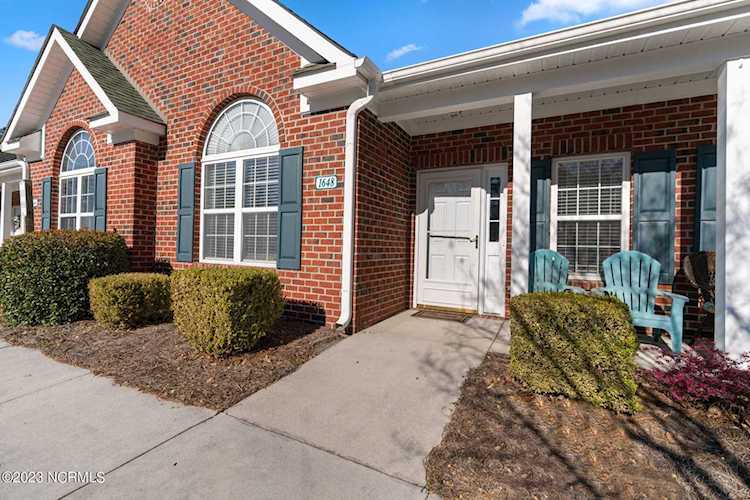 1648 Honeybee Lane Wilmington, NC 28412