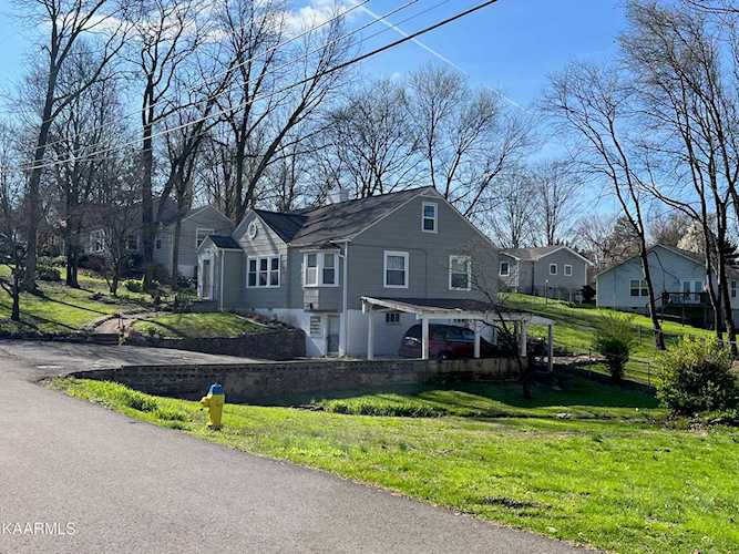 5019 Hedgewood Dr Knoxville, TN 37918
