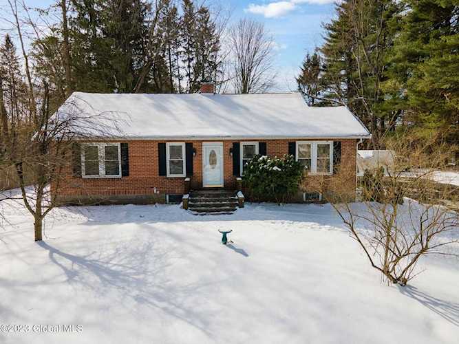 2734 Troy Schenectady Rd Niskayuna, NY 12309