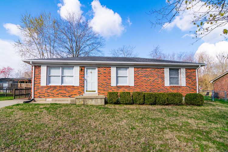 903 Kenway St Berea, KY 40403 | MLS 23004118 Photo 1