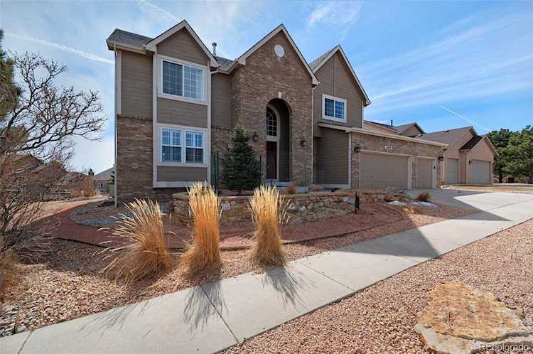 2415 Vanreen Dr Colorado Springs, CO 80919