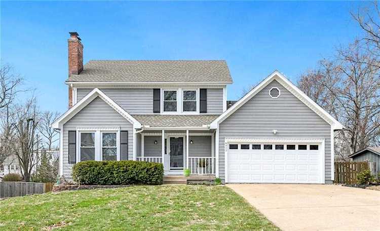 4912 Ballentine St Shawnee, KS 66203