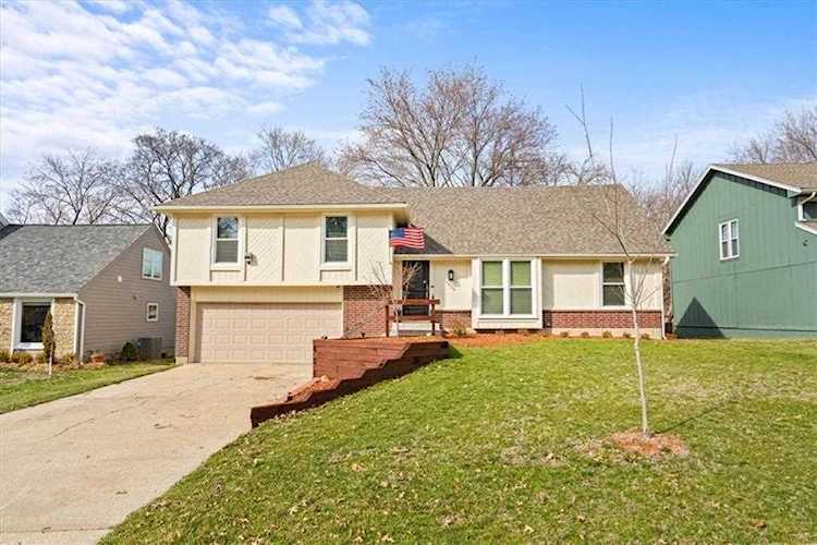 14628 W 89th St Lenexa, KS 66215