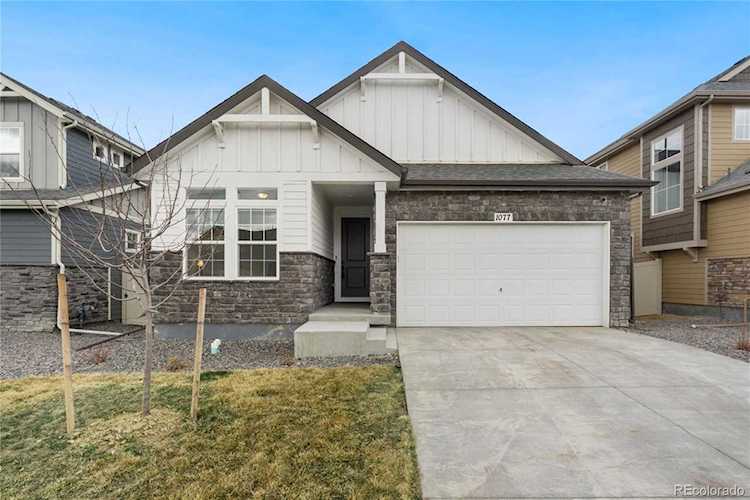 1077 Magnolia St Erie, CO 80516