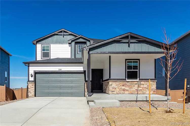 324 Silver Rock Trl Castle Rock, CO 80104