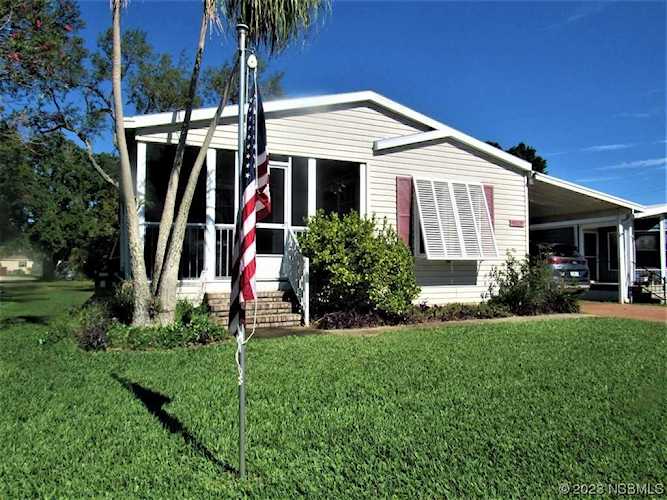 4343 Cedar Way Edgewater, FL 32141