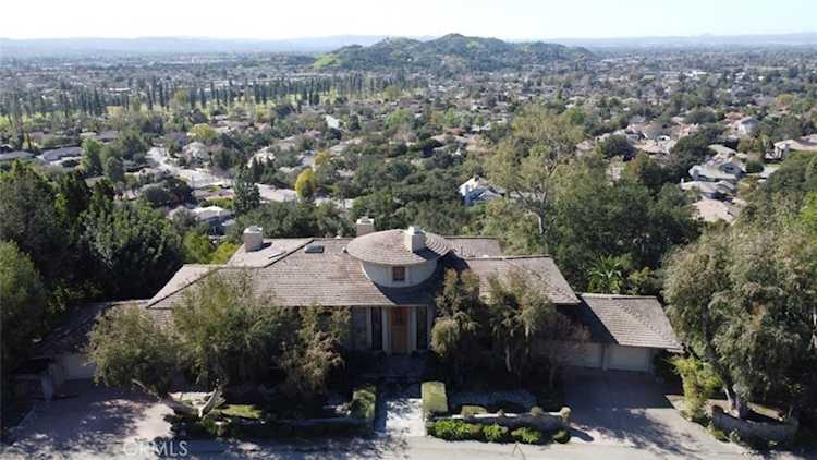 135 Edgemont Place Glendora, CA 91741