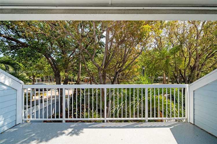 798 Crandon Blvd #56-B Key Biscayne, FL 33149