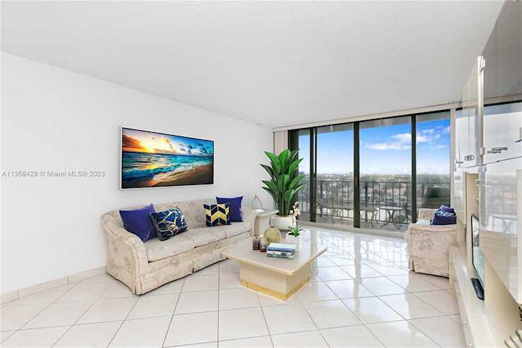 2401 S Ocean Dr #806 Hollywood, FL 33019