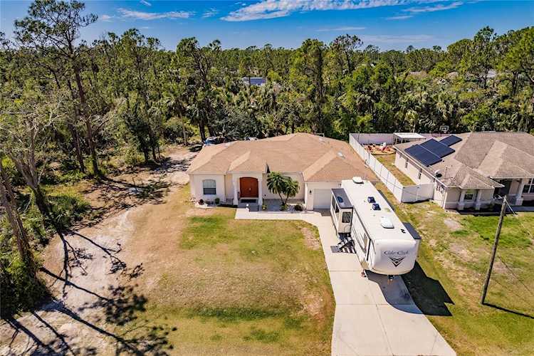 1675 Lakeport St North Port, FL 34288