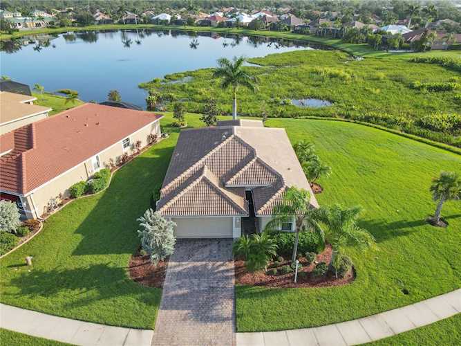 7500 Talon Bay Dr North Port, FL 34287