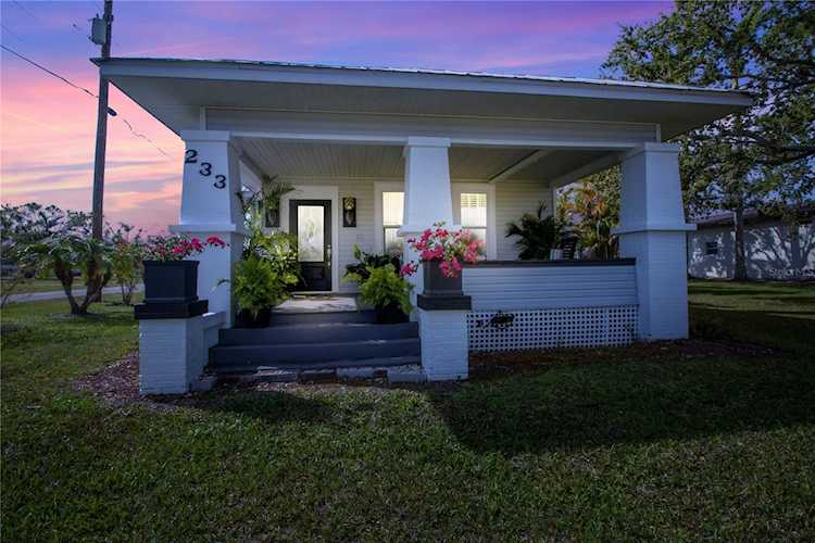 233 E Mckenzie St Punta Gorda, FL 33950