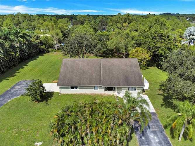 13653 N 62nd Ct W Loxahatchee, FL 33412