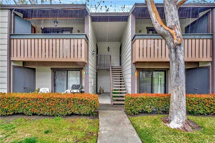20702 El Toro Rd #17 Lake Forest, CA 92630