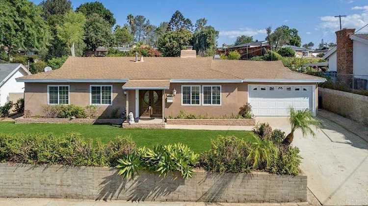 1656 Villa Crest Dr El Cajon, CA 92021