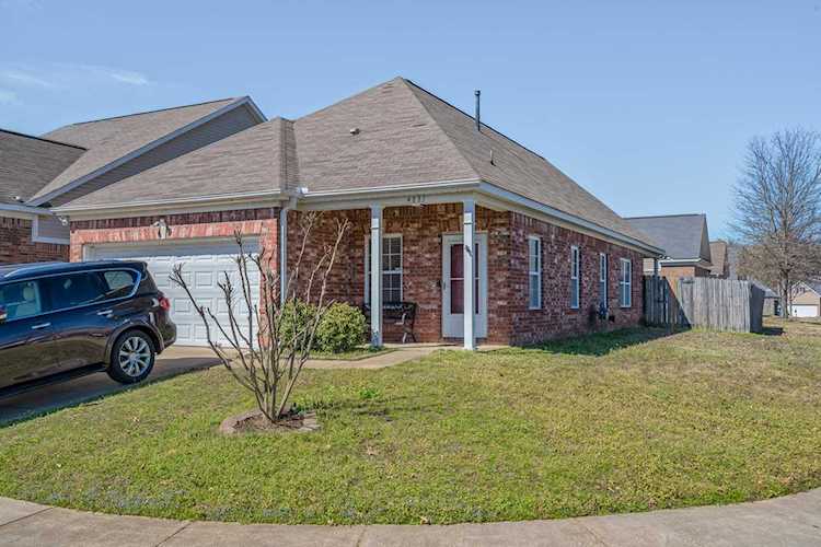 4881 Water Brook Cir Arlington, TN 38002