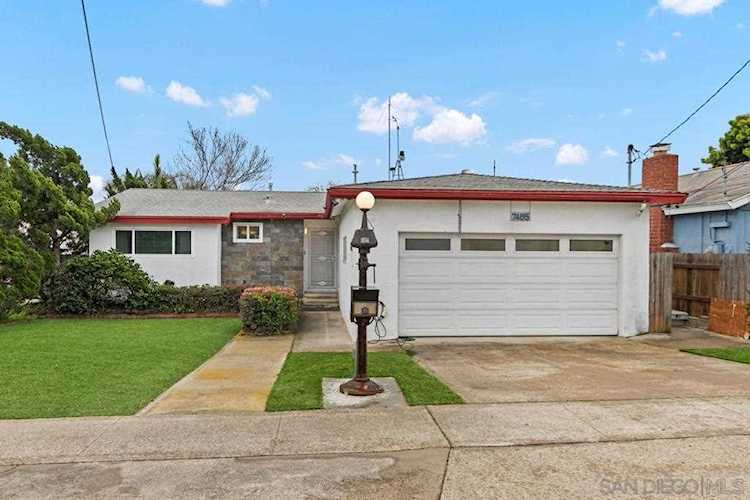 7465 Salerno San Diego, CA 92111