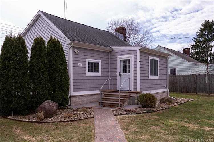 21 Baum Avenue Old Saybrook, CT 06475