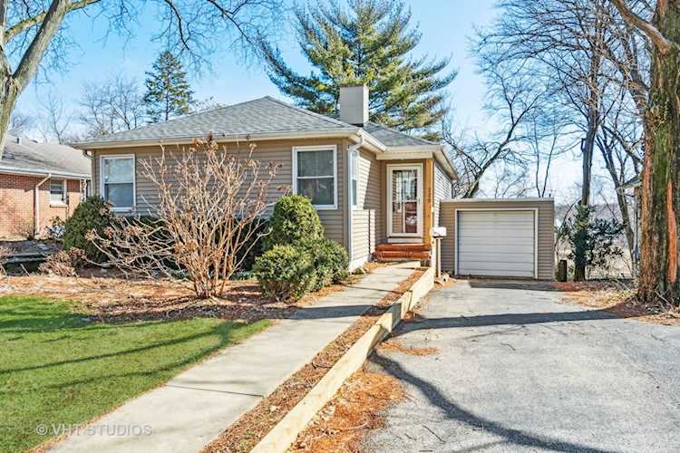 220 N Huffman St Naperville, IL 60540