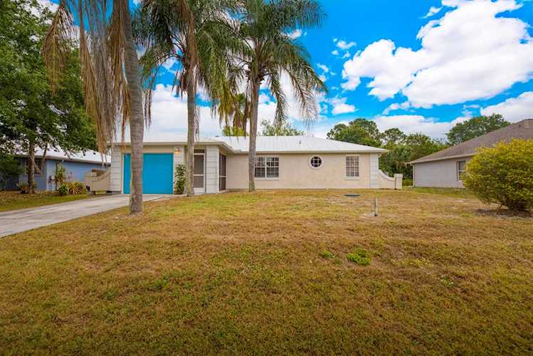 2049 SW Aguero Street Port Saint Lucie, FL 34953