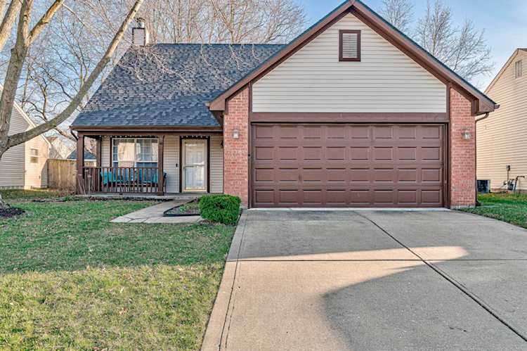 743 Apple Ln Brownsburg, IN 46112