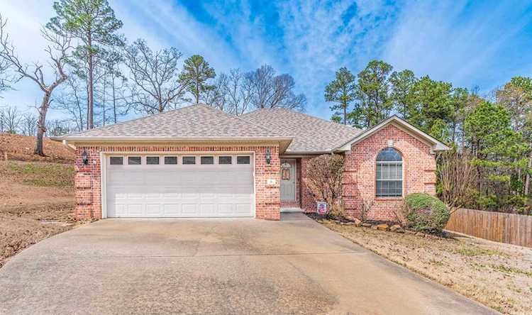 6 Alberta Cove Maumelle, AR 72113