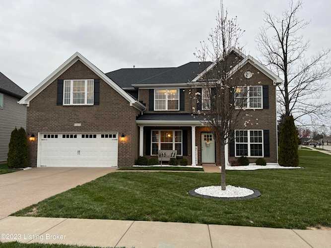 11611 English Meadow Dr Louisville, KY 40229