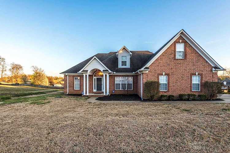87 O'kelley Cv Atoka, TN 38004