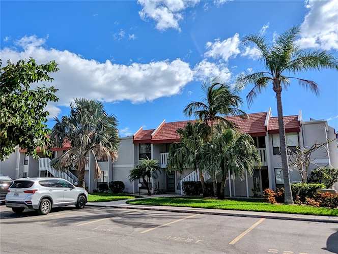 1801 Gulf Dr N #224 Bradenton Beach, FL 34217