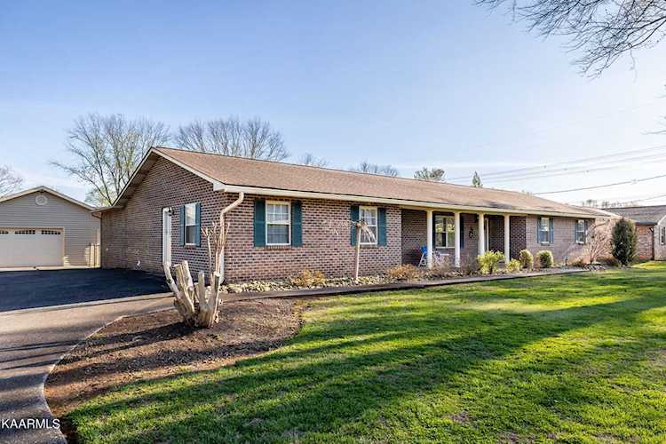 2835 Kendra Dr Louisville, TN 37777