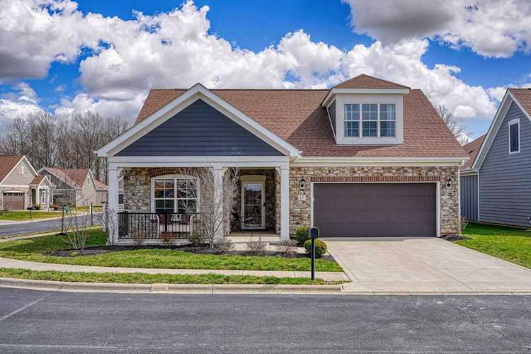 17 Whistling Way Drive Lewis Center, OH 43035