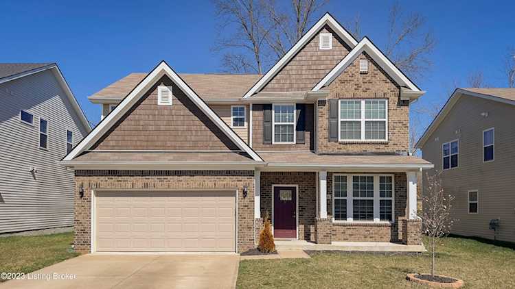 16989 Green Crest Ln Louisville, KY 40245