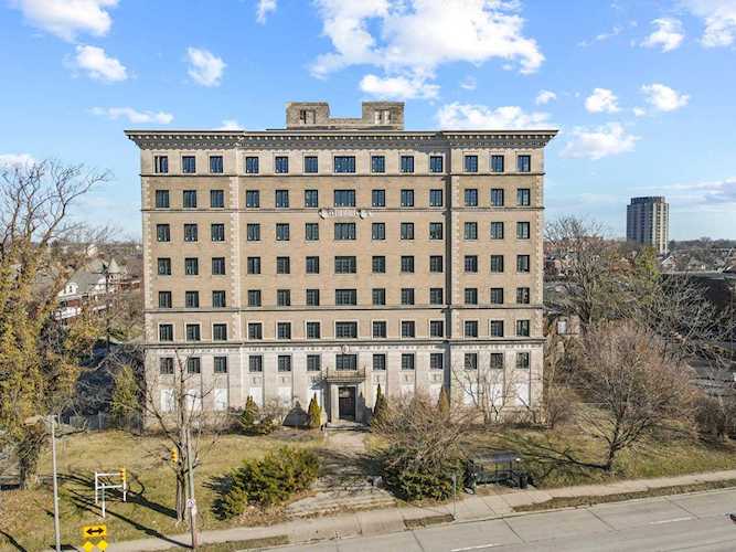 1312 E Broad Street Columbus, OH 43205