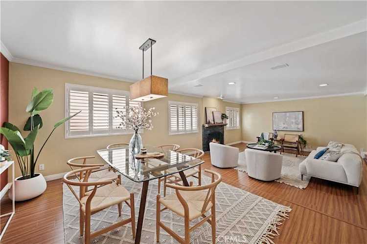 14560 Benefit St #206 Sherman Oaks, CA 91403