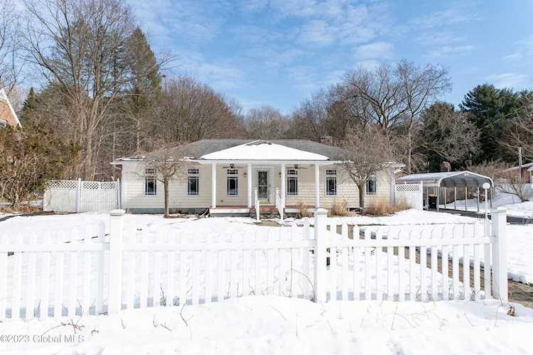 9 Wing Rd Rexford, NY 12148 | MLS 202231147 Photo 1