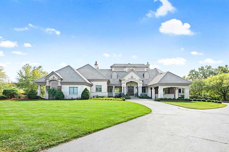 6800 S Lakota Ridge LN Columbia, MO 65203