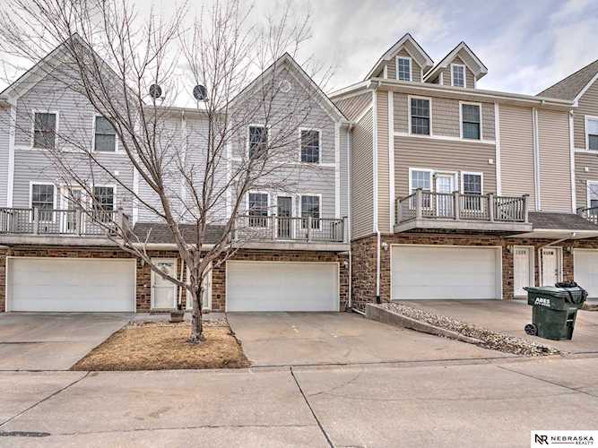 16771 Laurel Plaza Omaha, NE 68116
