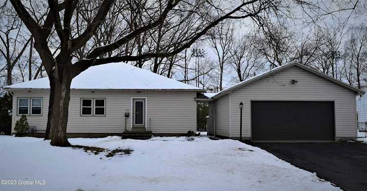 1310 Waverly Place Schenectady, NY 12308