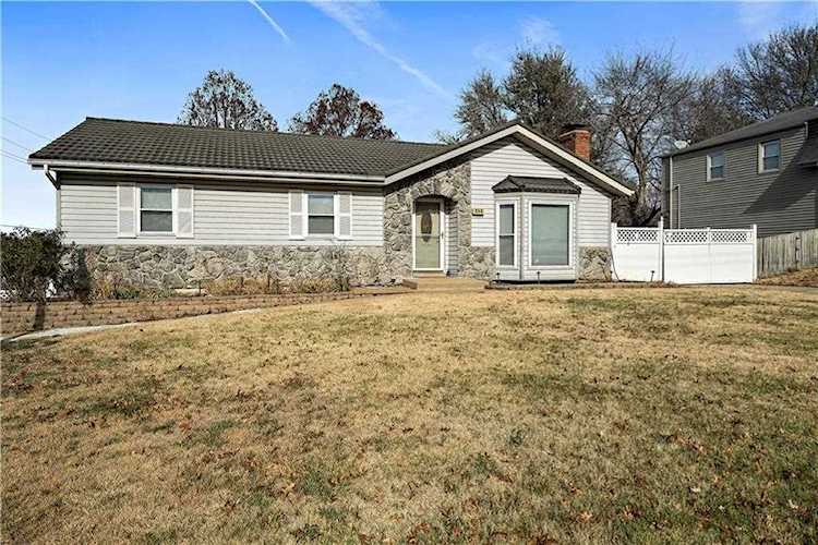 500 E Harold St Olathe, KS 66061