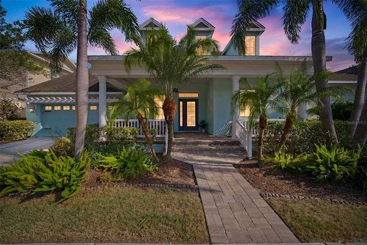 312 Manns Harbor Dr Apollo Beach, FL 33572